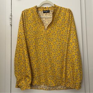 Karl Lagerfeld Paris Pattern Blouse w/ Ruffle Collar & Long Sleeve (Size Large)
